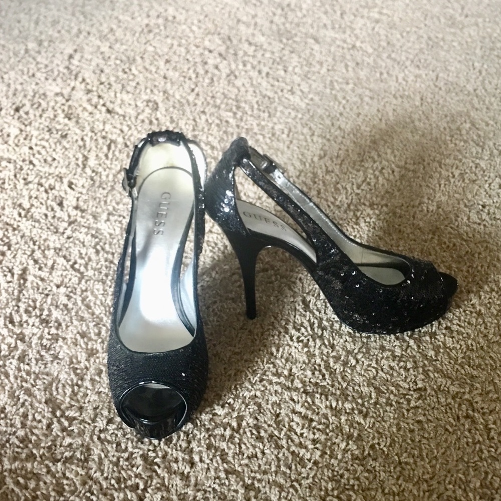 Guess Hondo3 Black/Silver Sequin Peep Toe